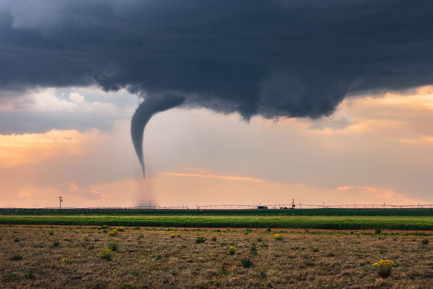 what to do when theres tornado